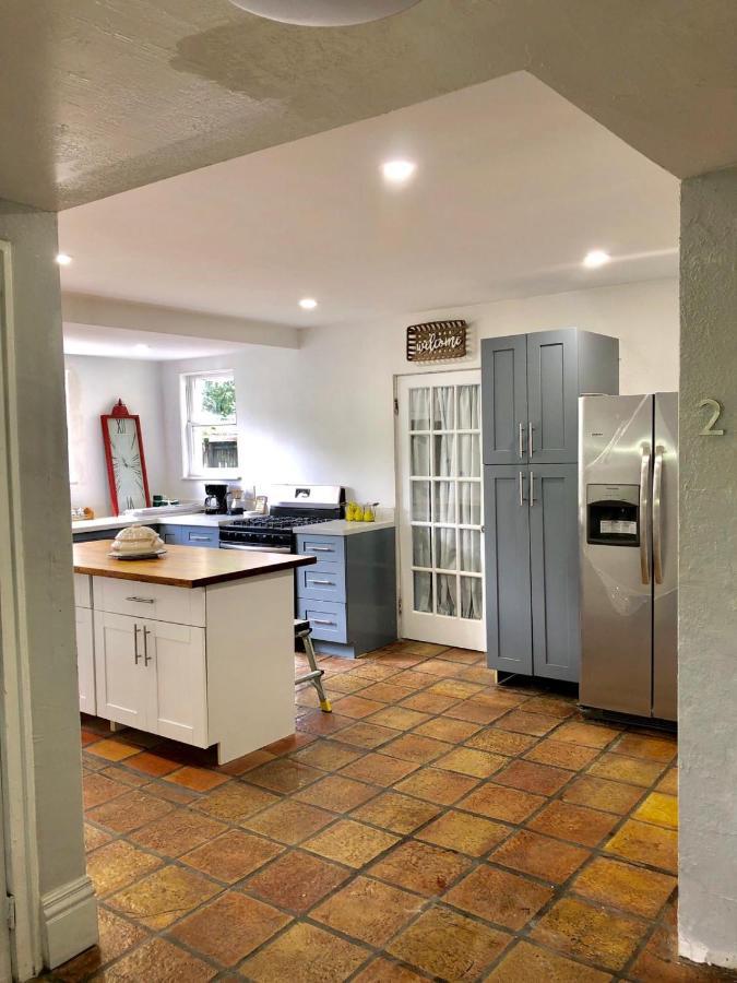 Private Suite Mins From Mia Free Parking Miami Exterior foto