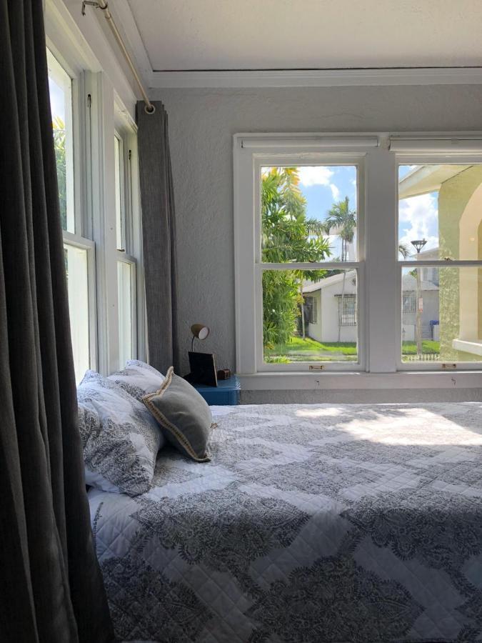 Private Suite Mins From Mia Free Parking Miami Exterior foto
