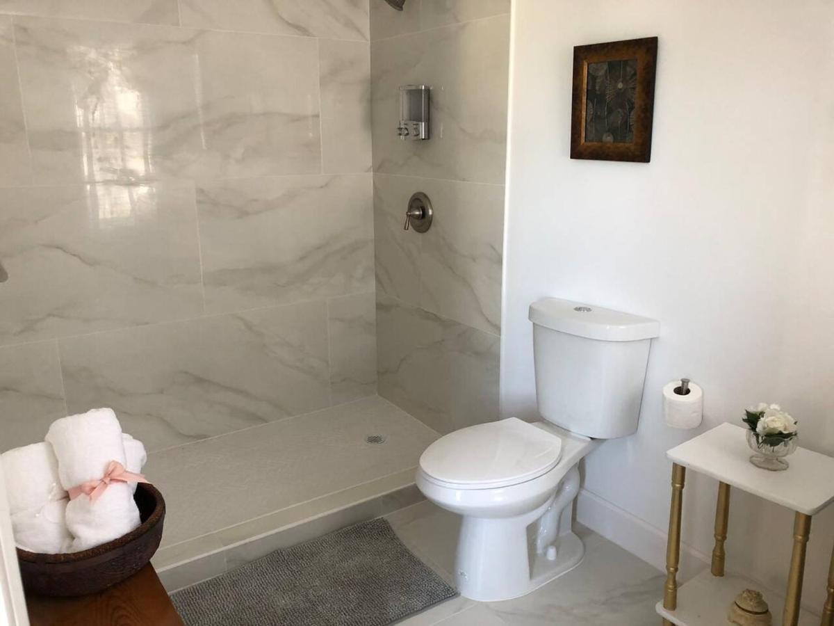 Private Suite Mins From Mia Free Parking Miami Exterior foto