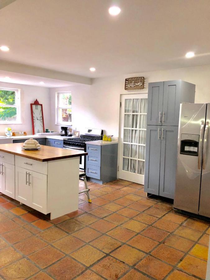 Private Suite Mins From Mia Free Parking Miami Exterior foto